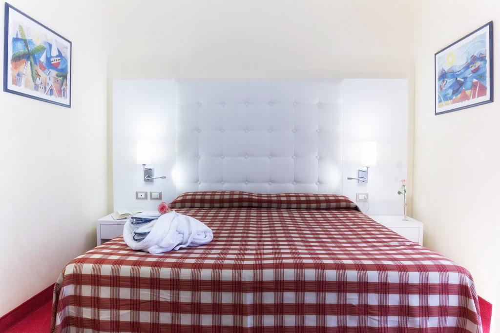 Hotel Arizona Lignano Sabbiadoro Luaran gambar
