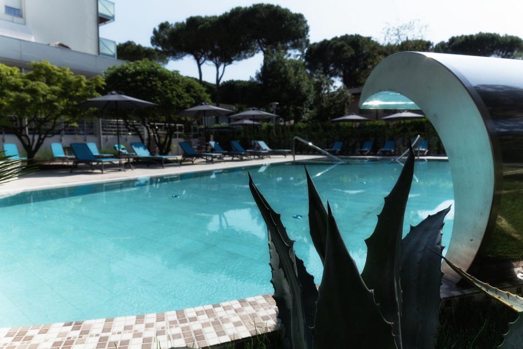 Hotel Arizona Lignano Sabbiadoro Luaran gambar